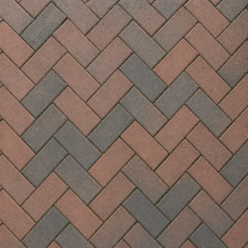 Herringbone 90&deg; block paving pattern